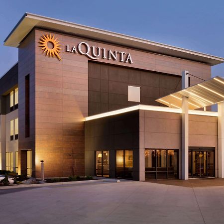 La Quinta Inn & Suites By Wyndham St Louis Route 66 Сент-Луис Экстерьер фото