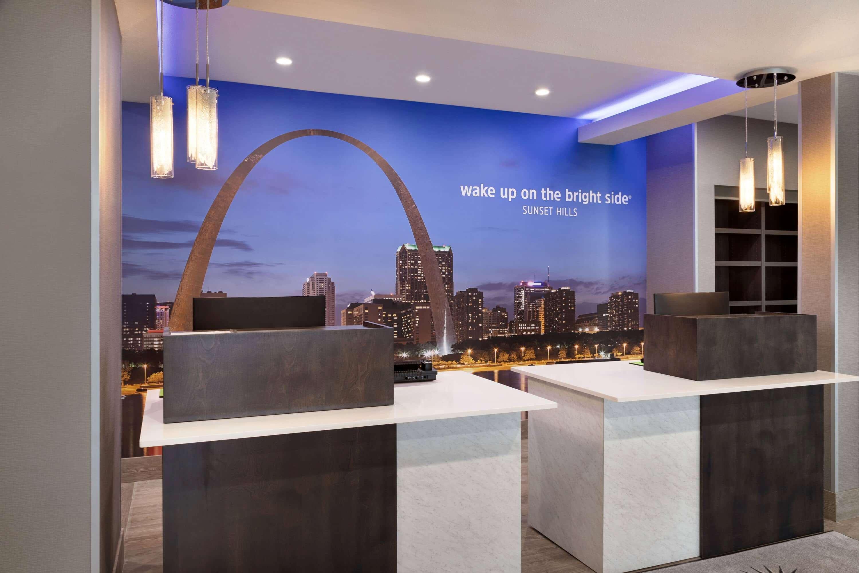 La Quinta Inn & Suites By Wyndham St Louis Route 66 Windsor Springs Экстерьер фото